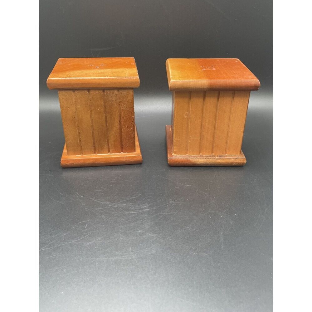 Vintage Wooden Rooster Salt & Pepper Shakers Copper Rooster‎ on Wood Block - Picture 3 of 6